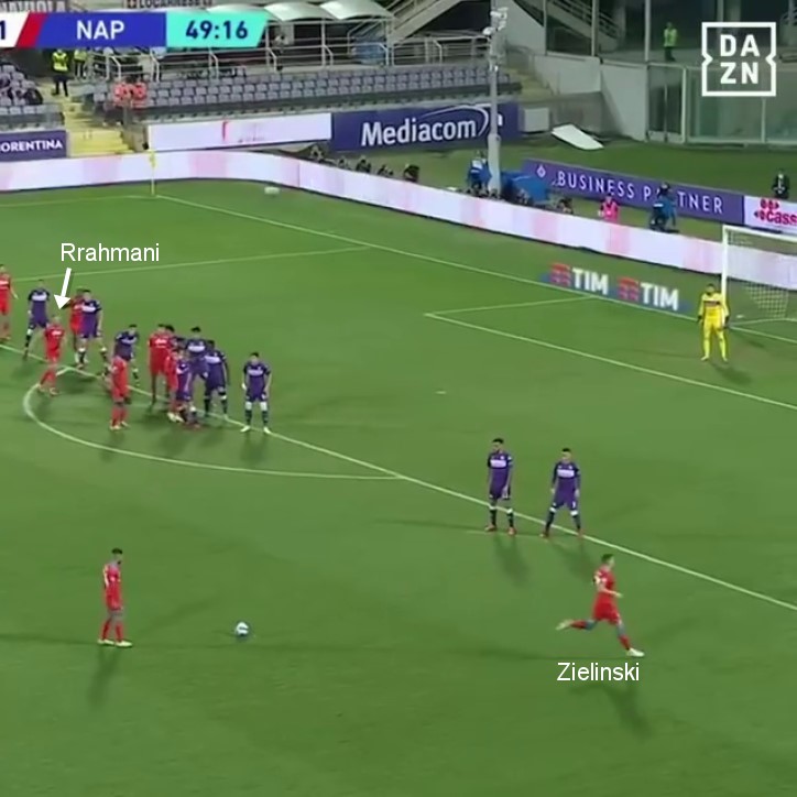 RRahmani Zielinski Insigne punizione Fiorentina Napoli RRahmani Zielinski Insigne punizione Fiorentina Napoli
